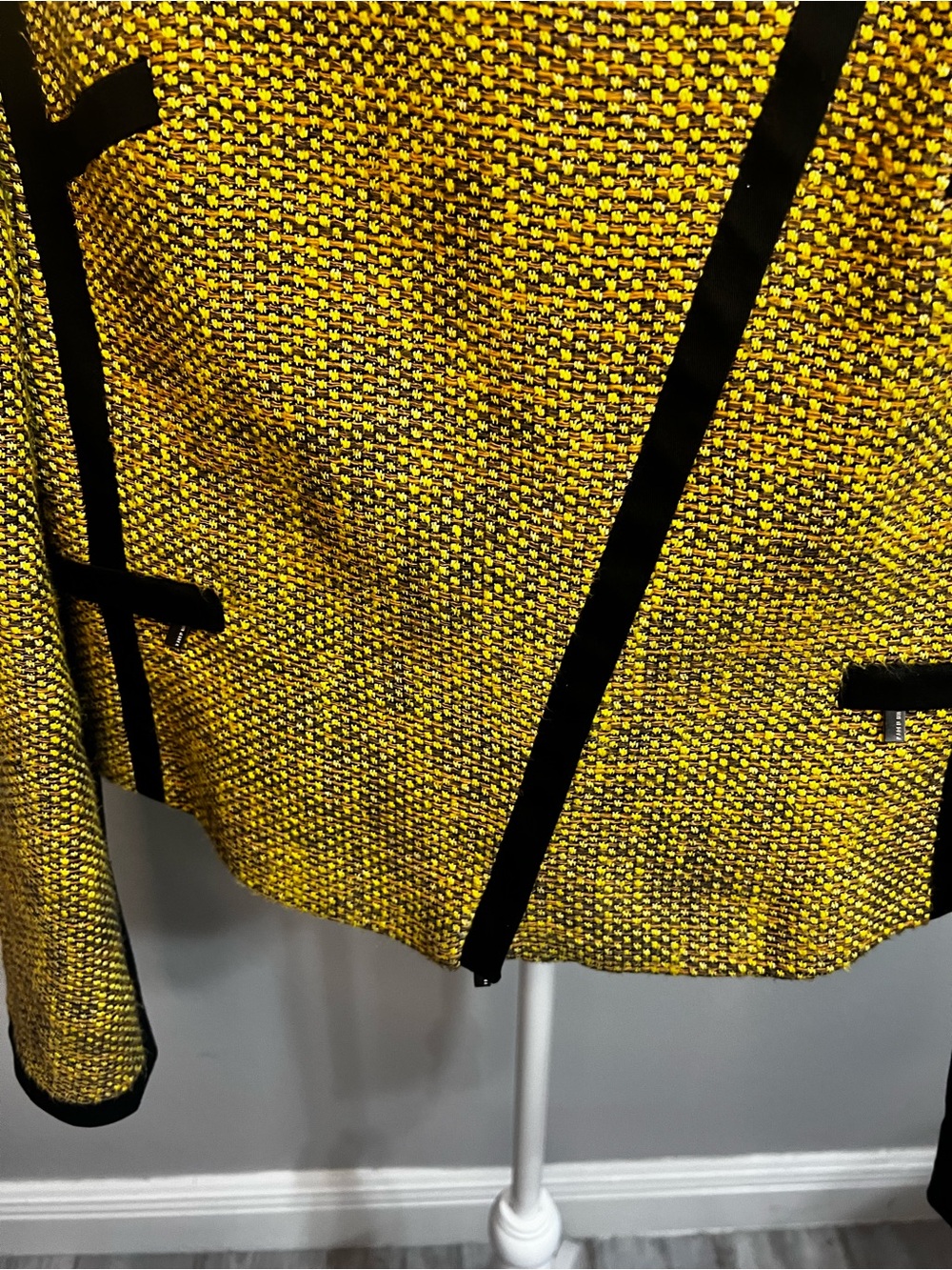 Karen Millen Bomber Tweed Moto Jacket
Neon Yellow And Black 8 Medium - Picture 4 of 12